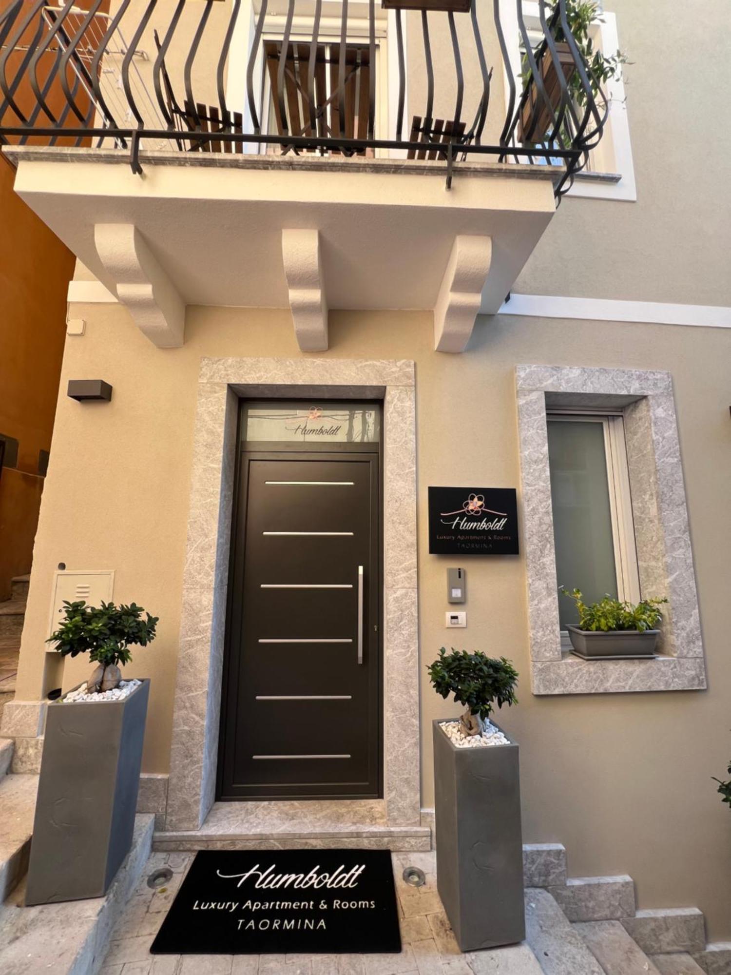 Humboldt Luxury Apartment & Rooms Ταορμίνα Εξωτερικό φωτογραφία